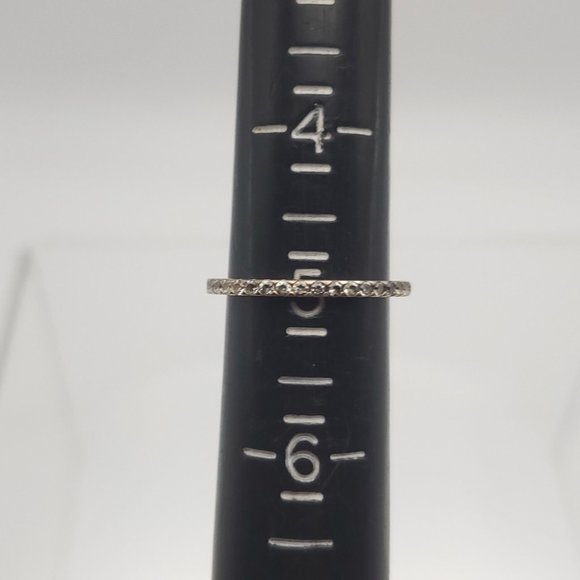 Size 5 925 Sterling Silver Thin Cute Cubic Zirconia Ring - Picture 5 of 7